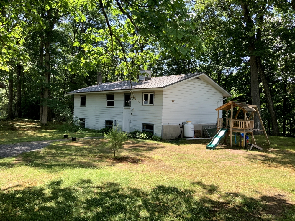 8 acre Country Home on Fish Creek Rome NY featured image