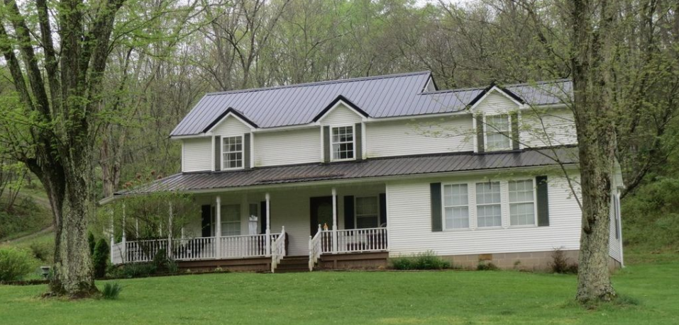 Hocking Hills Country Estate with Free Gas featured image