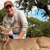 9-12 Point WHITETAIL Buck HUNT in TEXAS Hill Country -$1850.00