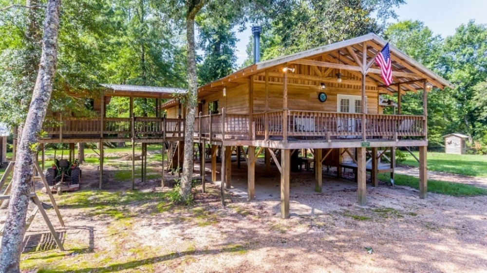 104 Acres with a Cabin in Jefferson Davis County at 319 Polk-Atwood Road in Mount Olive MS featured image