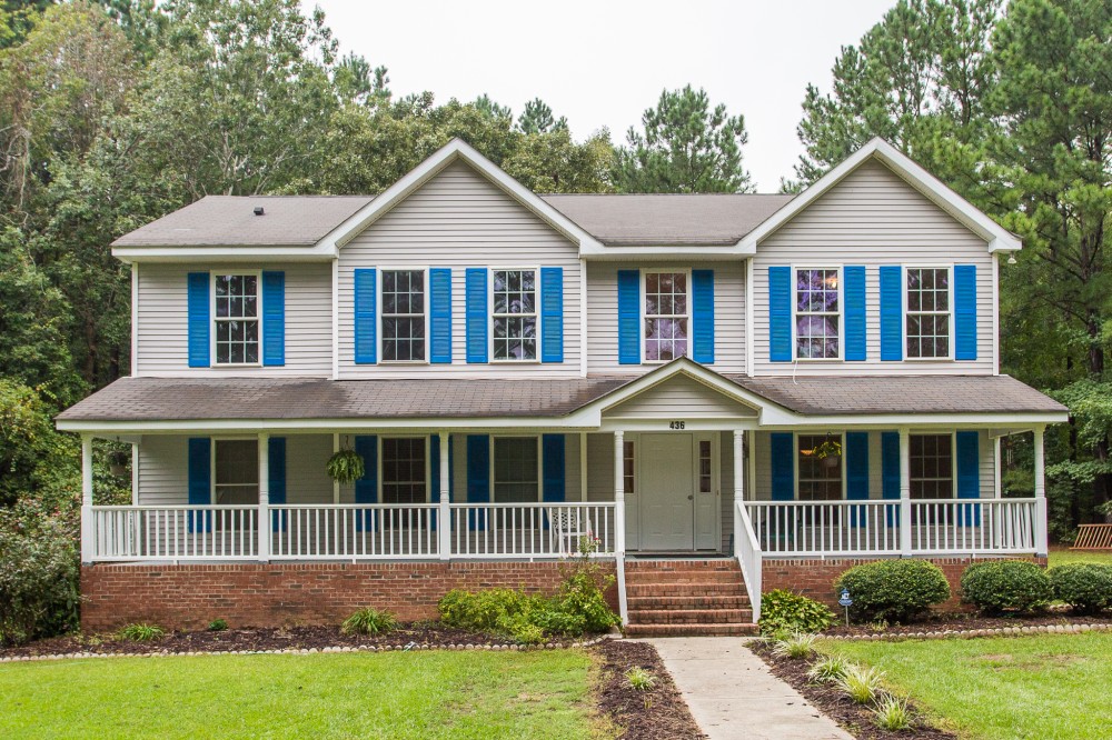 Spacious 2 Story Home on 26 - Acres with Pond featured image